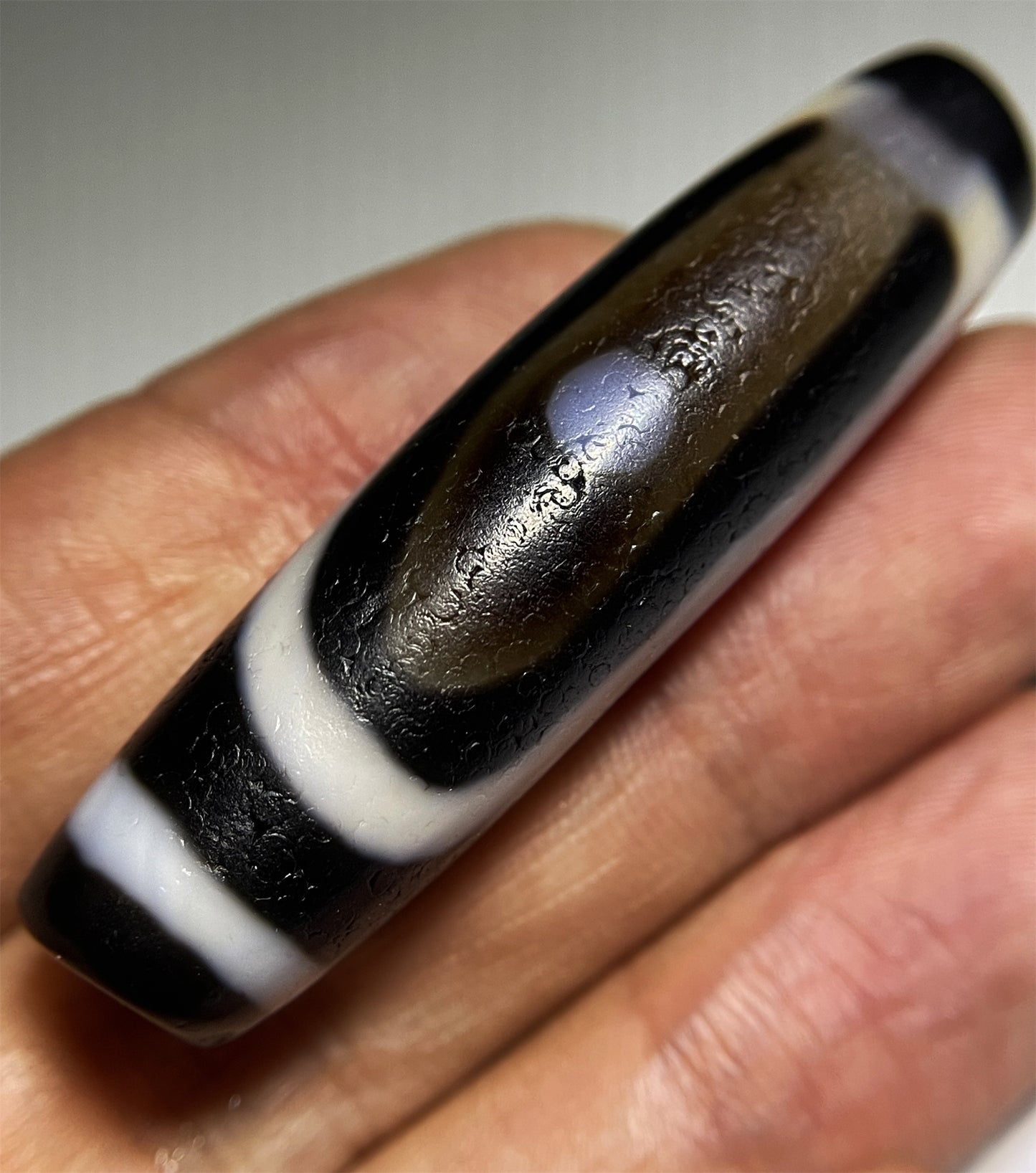 Ancient Dzi Bead Real Tibetan Two Eyes Amulet Pendant Himalayan Agate Pure Special Three Eyed Gzi Old Antique Genuine Talisman Bracelet