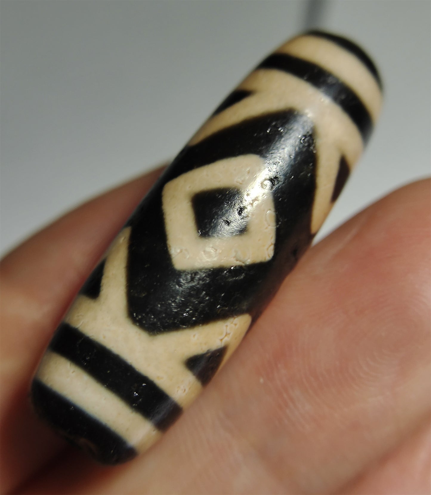 Ancient Nine Eyes Dzi Bead Real Tibet Amulet Pendant Himalayan Agate Pure Special Diamond Gzi Old Antique Genuine Talisman Bracelet