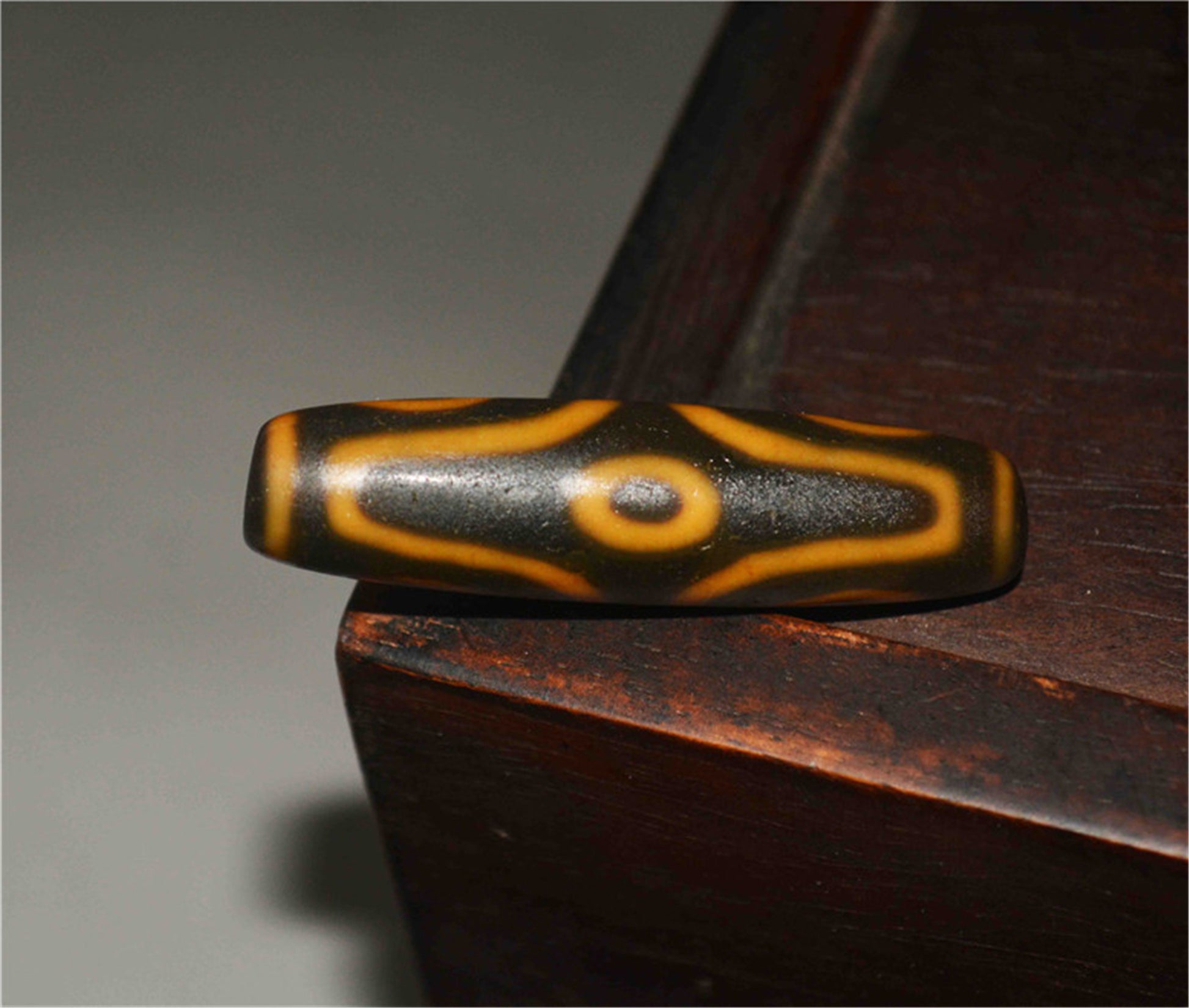 Genuine Himalaya Ancient Six Eyes Dzi Bead Pendant Amulet Tibetan Old Antique Real Agate Nepal 6 Eyed Pure Gzi Talisman Bracelet
