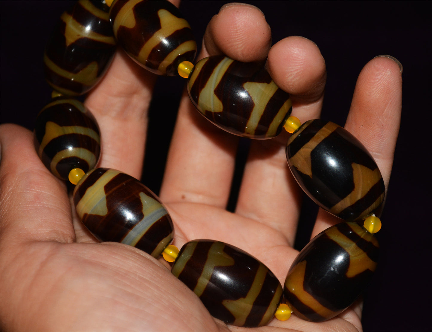 Genuine Himalayas Old Tiger Tooth Dzi Bead Bracelet Amulet Mala Prayer Zigzag Water Wave Pure Tibetan Gzi Talisman