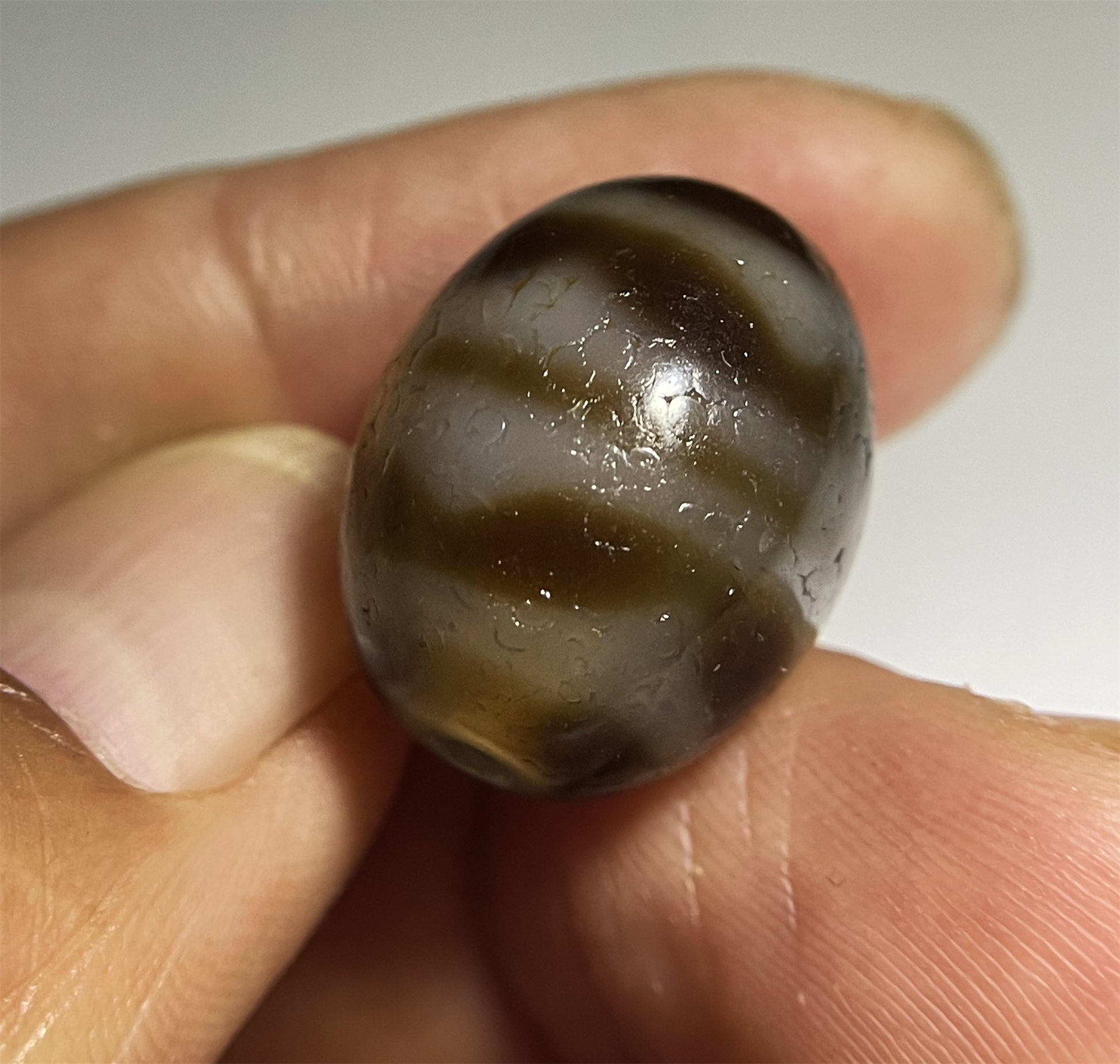 Genuine Tibet Old Ancient Water Wave Dzi Bead Amulet Himalaya Bracelet Pure Tiger Tooth Gzi Old Antique Real Agate ZigZag Talisman