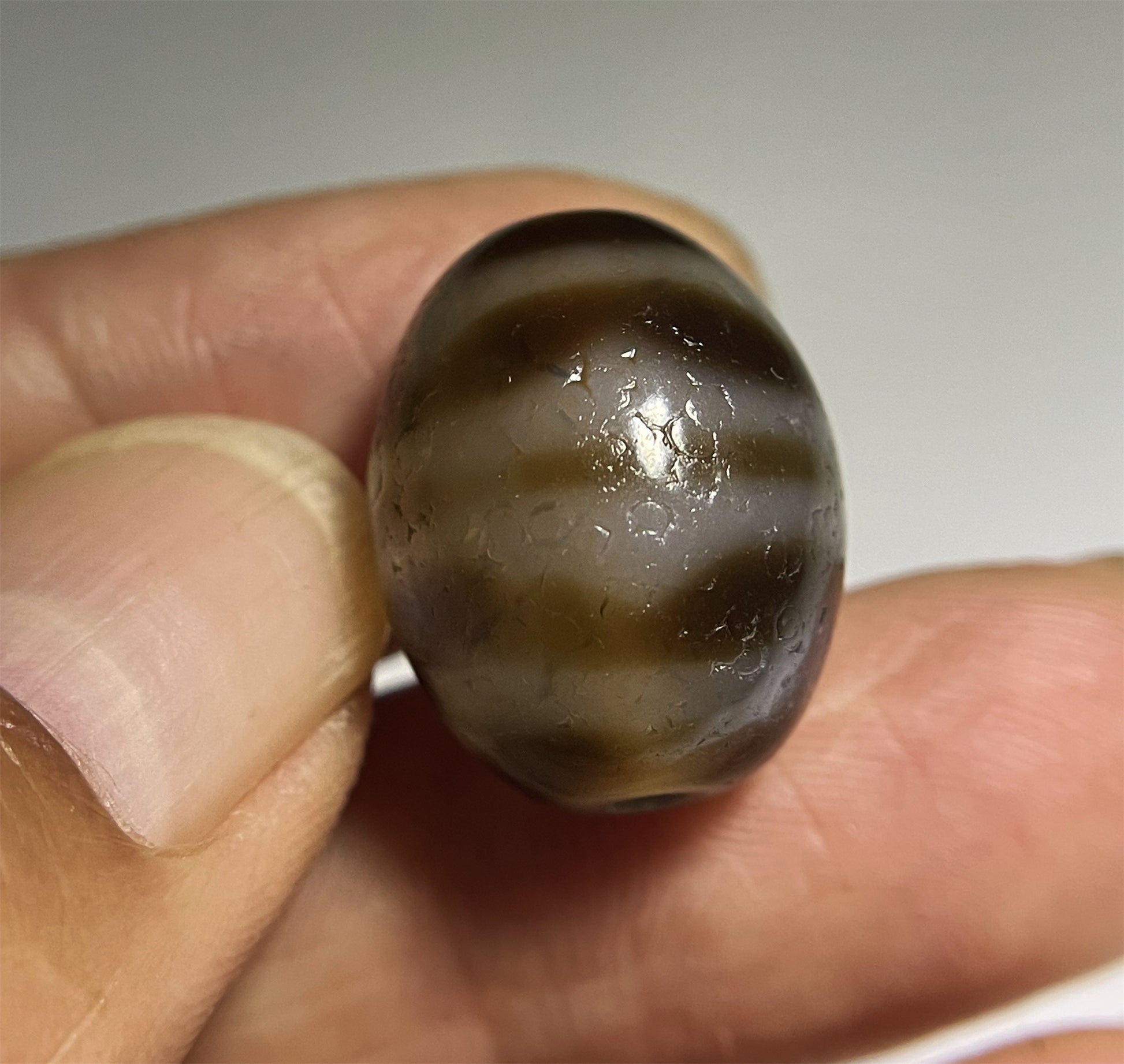 Genuine Tibet Old Ancient Water Wave Dzi Bead Amulet Himalaya Bracelet Pure Tiger Tooth Gzi Old Antique Real Agate ZigZag Talisman