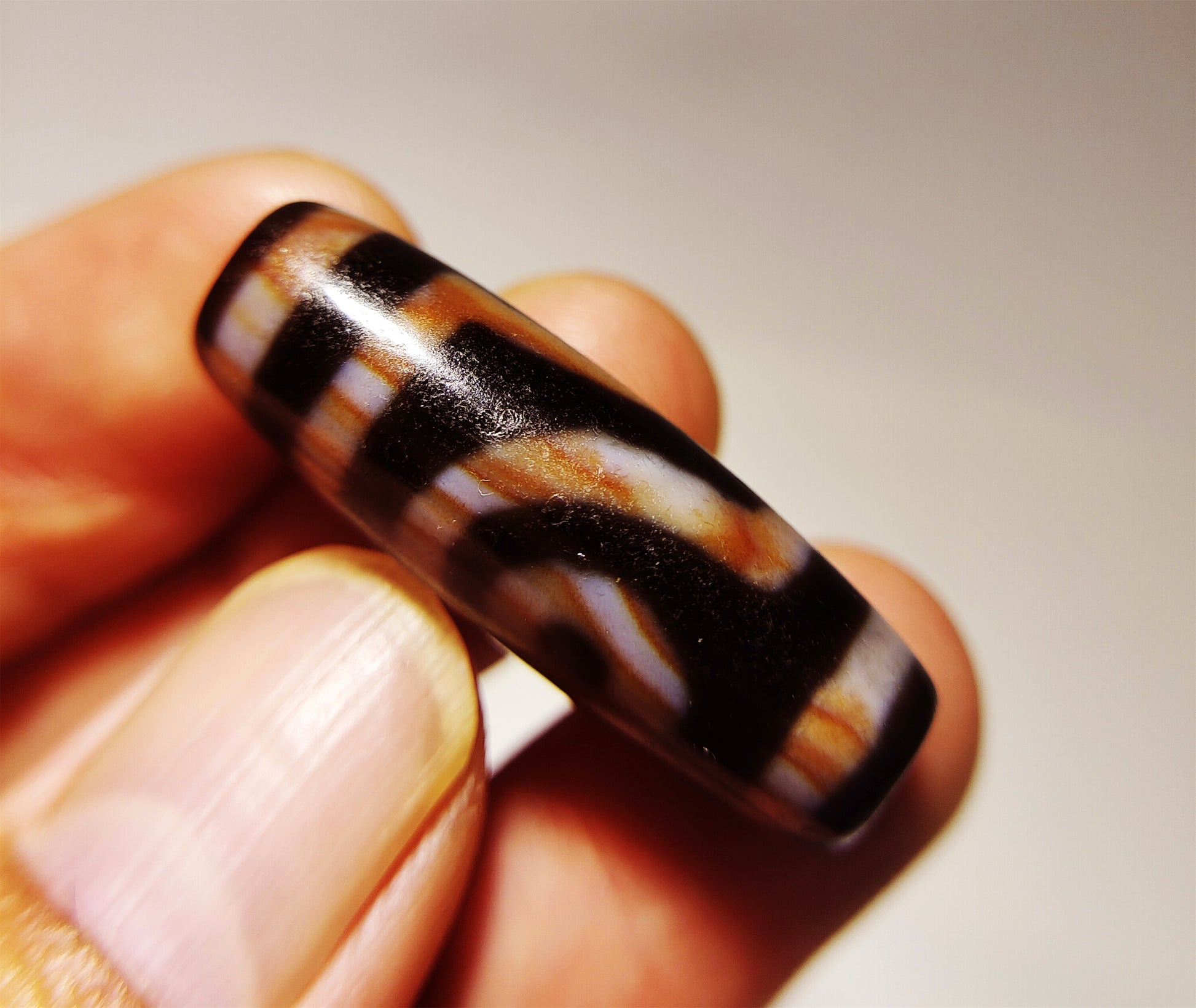 Genuine Himalaya Ancient Cinnabar Two Eyes Dzi Bead Amulet Tibetan Old Antique Real Agate Nepal Bloodspots 2 Eyed Pure Gzi Pendant Talisman Bracelet
