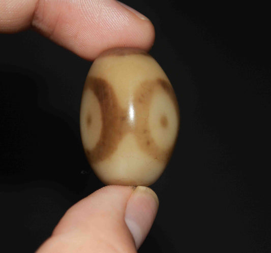 Genuine Tibetan Ancient Three Eyes Dzi Bead Pendant Amulet Himalaya Bracelet Old Antique Real Agate Nepal 3 Eyed Pure Gzi Talisman