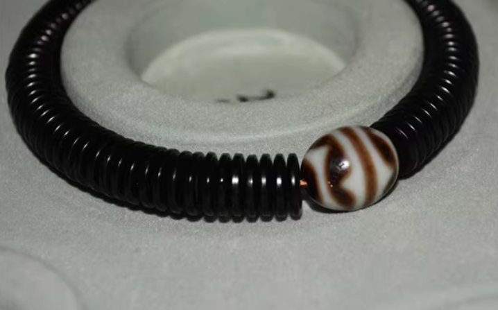Genuine Tibetan Ancient Pure Tiger Tooth Dzi Bead Water Wave Amulet Himalayan Zigzag Old Antique Real Agate Nepal Gzi Talisman Bracelet
