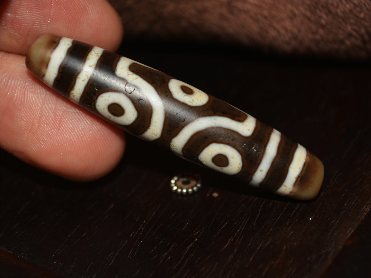 Himalayas Ancient Six Eyes Dzi Bead Amulet Real Tibetan Pendant Agate Pure 6 Eyed Gzi Old Antique Genuine Talisman Bracelet