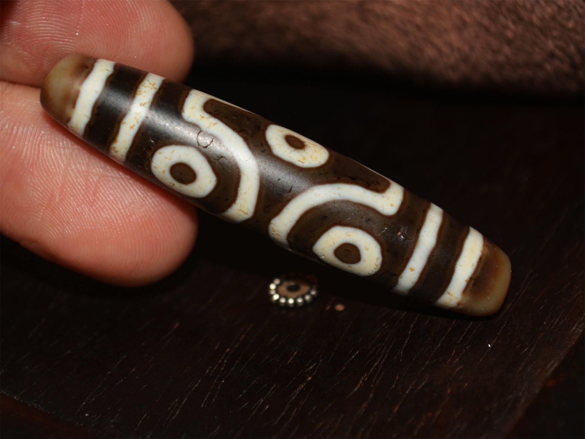 Himalayas Ancient Six Eyes Dzi Bead Amulet Real Tibetan Pendant Agate Pure 6 Eyed Gzi Old Antique Genuine Talisman Bracelet