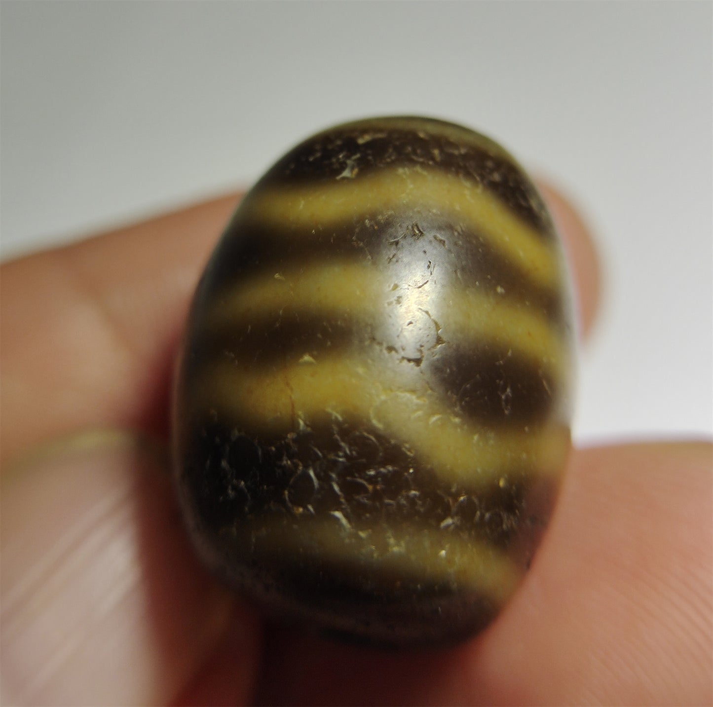Real Ancient Tibetan Tiger Tooth Dzi Bead Amulet Double Water Wave Himalayas Genuine Zigzag Agate Gzi Pendant Talisman