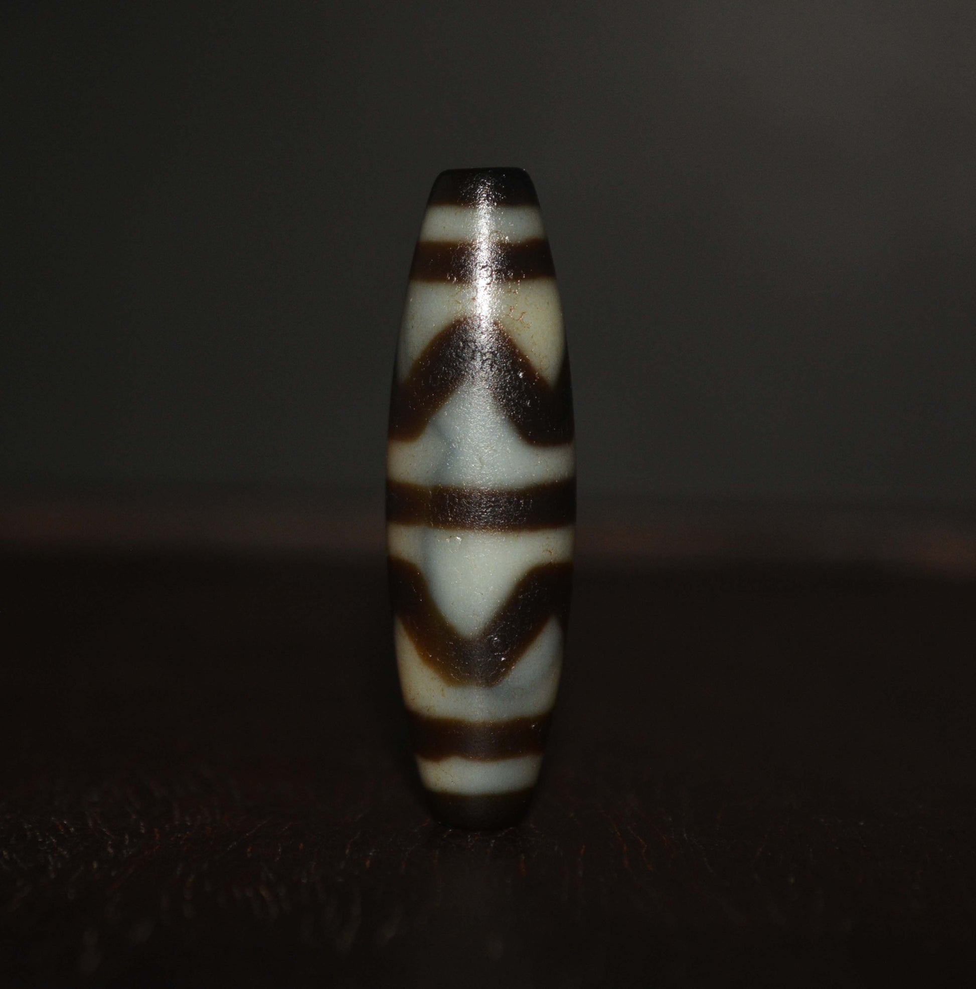 Real Ancient Tibetan Tiger Tooth Dzi Bead Amulet Himalaya Water Wave Pure Gzi Pendant Genuine Old Antique Agate ZigZag Talisman Bracelet