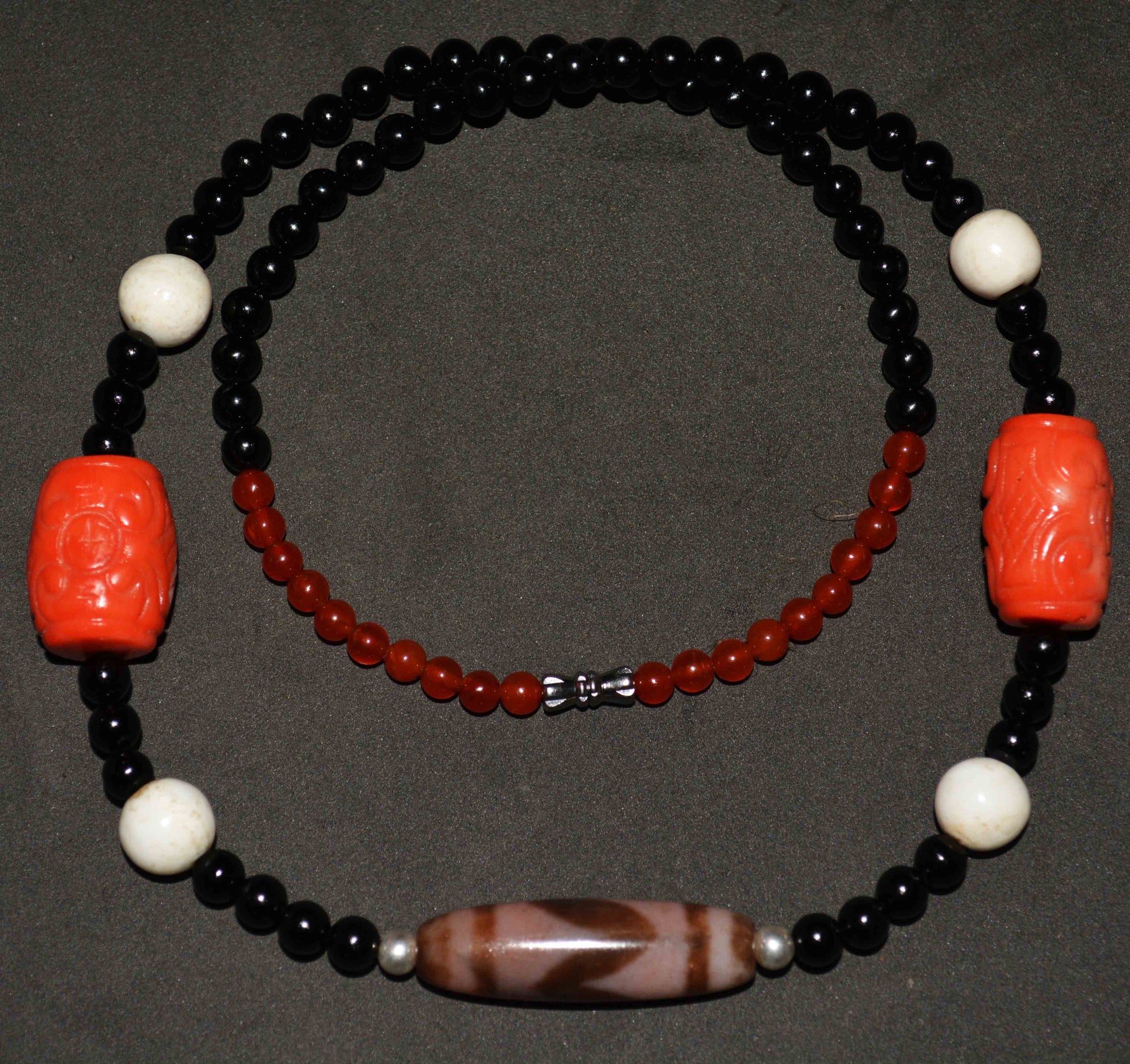 Real Ancient Tibetan Tiger Tooth Dzi Bead Amulet Necklace Red Coral Water Wave Himalaya Genuine Zigzag Gzi Pendant