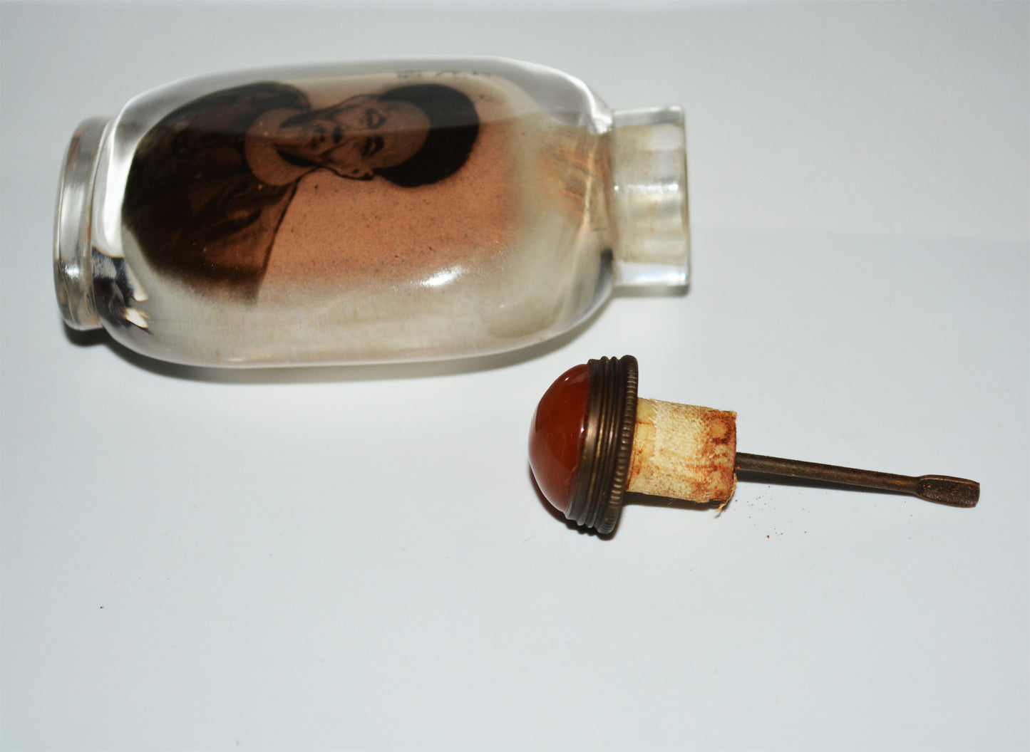 Real Chinese Old Antique Peking Glass Snuff Bottle Inside Painted Hand Oriental Collectable Mashaoxuan Qing Dynasty