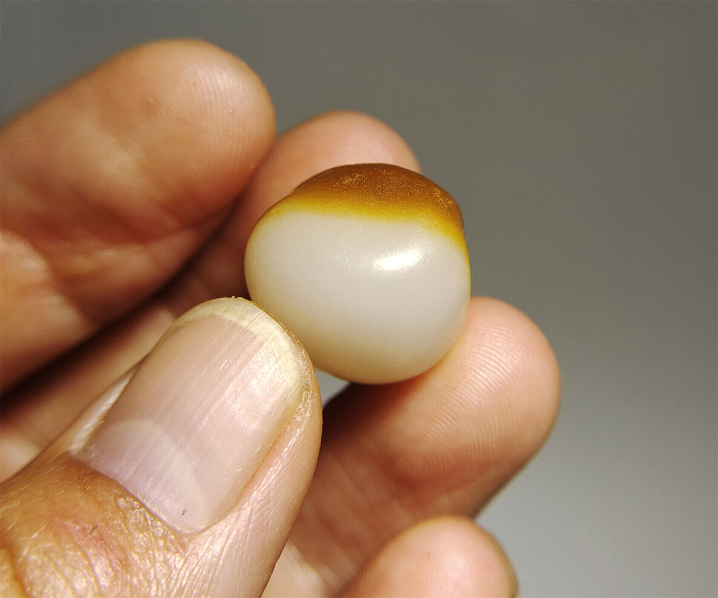 Real Chinese Nephrite Hetian Jade Old Antique Hotan Nephrite Bracelet River Pebble Mutton Fat pendant