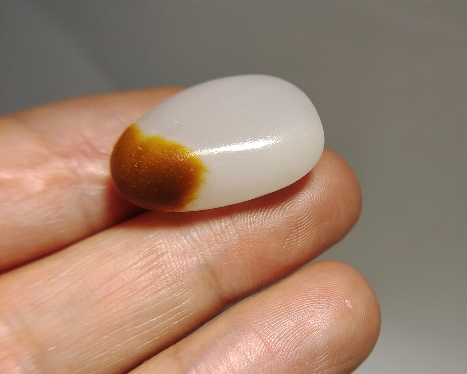 Real Chinese Old Antique White Hetian Jade Pendant Hotan Nephrite River Pebble Mutton Fat Bead Authentic natural