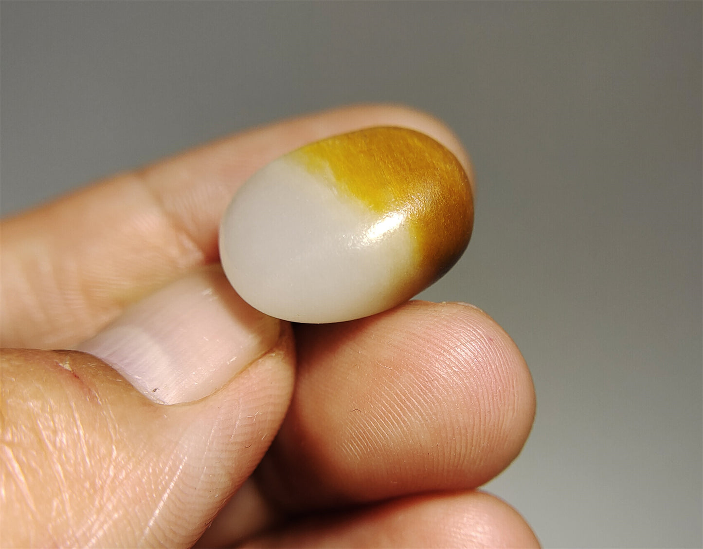 Real Chinese Old Antique White Hetian Jade Pendant Nephrite Hotan Beads Genuine Yellow River Pebble Mutton Fat  Authentic natural