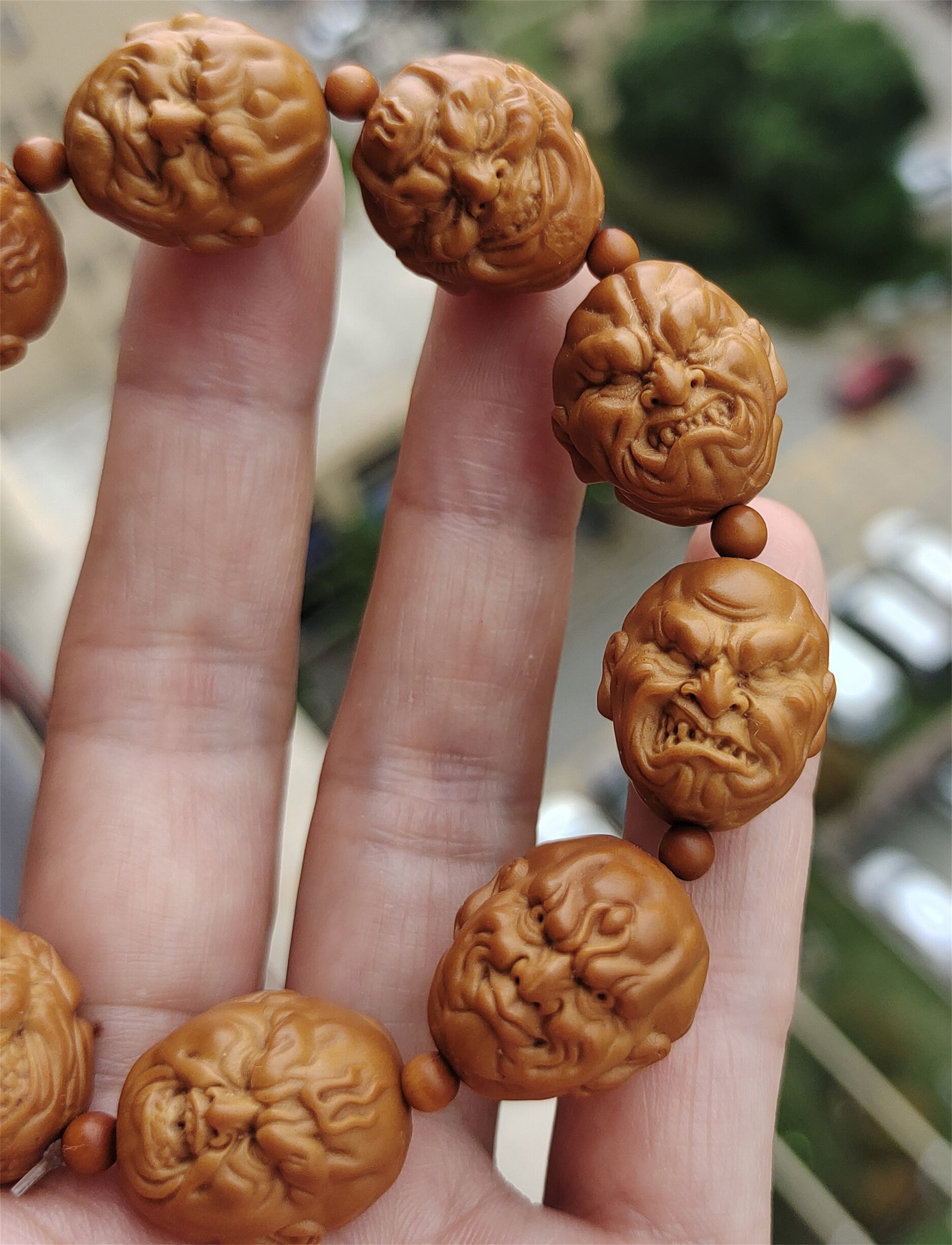 Real Chinese Walnut Carving Netsuke Bracelet Eighteen Arhats Lohan Devil Ghost Buddha Amulet Seeds Mala Prayer Beads Rosary Natural Chain Genuine Worry Talisman
