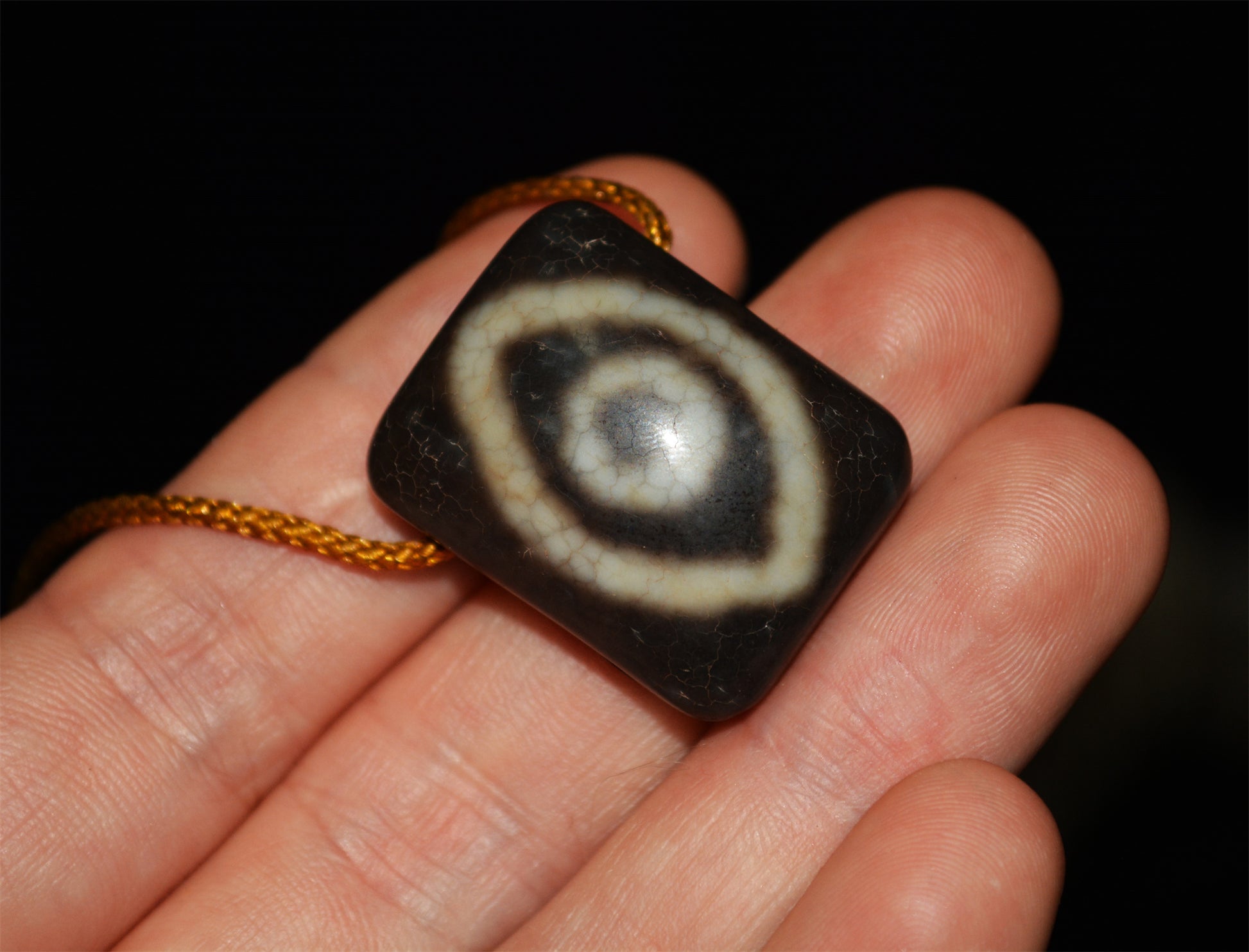 Real Himalaya Ancient Buddha's Eye Dzi Bead Two Eyes Pendant Amulet Tibetan Old Antique Agate Nepal 2 Eyed Pure Gzi Talisman Bracelet