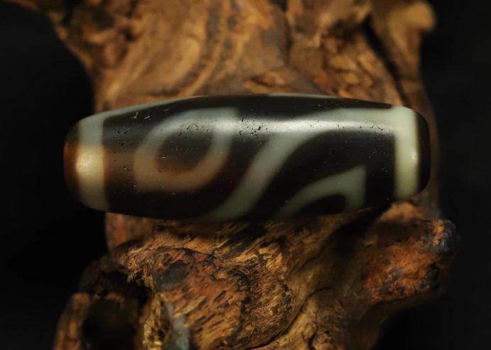 Real Himalayan Ancient Phoenix Four Eyes Dzi Bead Pendant Amulet Tibet Agate 4 Eyed Pure Gzi Antique Talisman