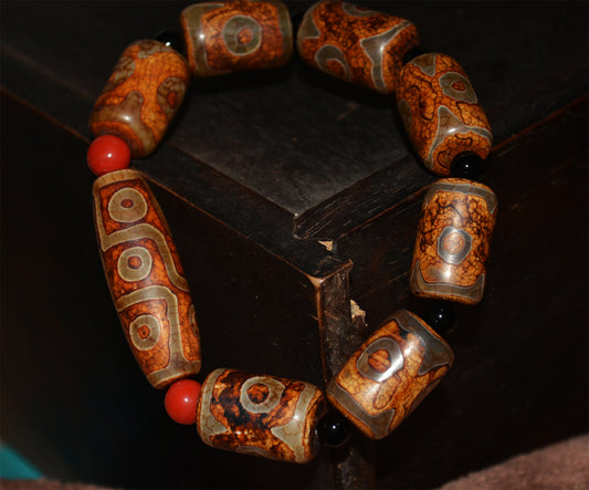 Real Tibetan Ancient Nine Three Eyes Dzi Bead Bracelet Amulet Mala Prayer Beads Himalayas Genuine Agate Pure Gzi