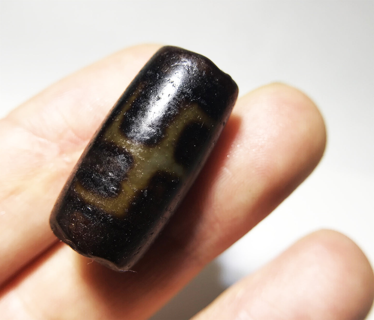 Real Tibetan Ancient One Eye Swastika Dzi Bead Pendant Amulet Himalaya Pure Gzi Genuine Old Antique Agate Talisman