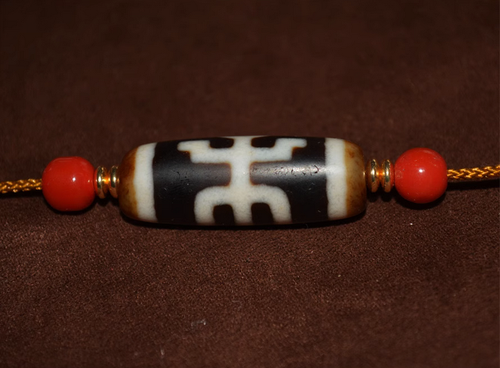 Real Tibetan Ancient Special God of Wealth Dzi Bead Pendant Amulet Himalaya Agate Pure Fortune Gzi Old Antique Talisman