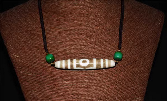 Real Tibetan Ancient Three Eyes Dzi Bead Amulet Pendant Himalayan Agate 3 Eyed Pure Gzi Old Antique Talisman Genuine
