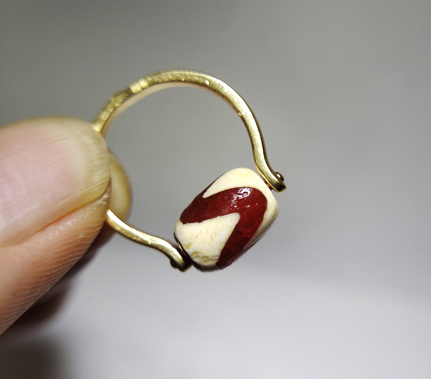 Real Tibetan Ancient Tiger Tooth Dzi Bead Ring Amulet Himalaya Water Wave Pure Zigzag Gzi Genuine Old Antique Agate Talisman