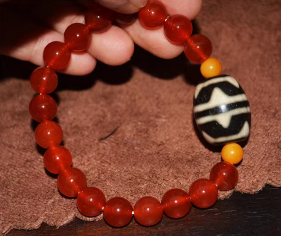 Real Tibetan Ancient Water Wave Dzi Bead Amulet Himalayan Bracelet Pure Tiger Tooth Gzi Old Antique Agate ZigZag Talisman