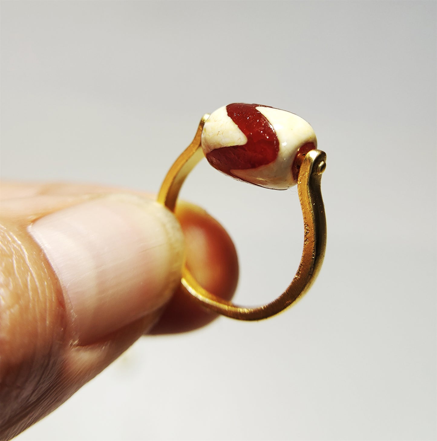 Real Tibetan Ancient Water Wave Dzi Bead Ring Amulet Himalaya Tiger Tooth Pure Gzi Genuine Old Antique Agate Talisman Bracelet