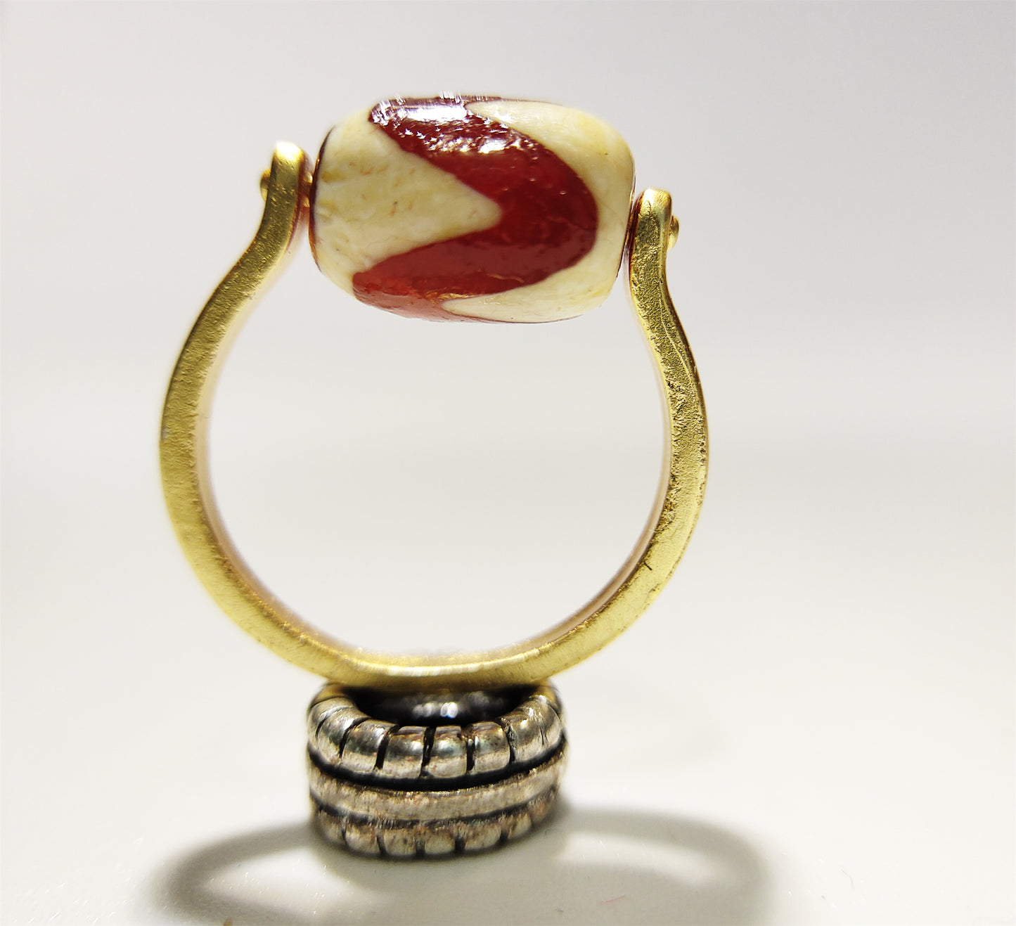 Real Tibetan Ancient Water Wave Dzi Bead Ring Amulet Himalaya Tiger Tooth Pure Gzi Genuine Old Antique Agate Talisman Bracelet