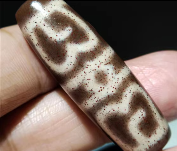 Real Tibetan Guru Rinpoche Dzi Bead Pendant Amulet Old Ancient Pure Himalayan Real Cinnabar Bloodspots Agate Gzi