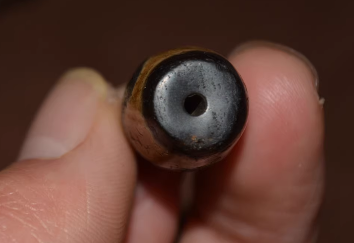 Real Tibetan Old Ancient Tiger Tooth Dzi Bead Amulet Pendant Water Wave Himalayan Agate Zigzag Antique Nepal Genuine Pure Gzi Talisman Bracelet