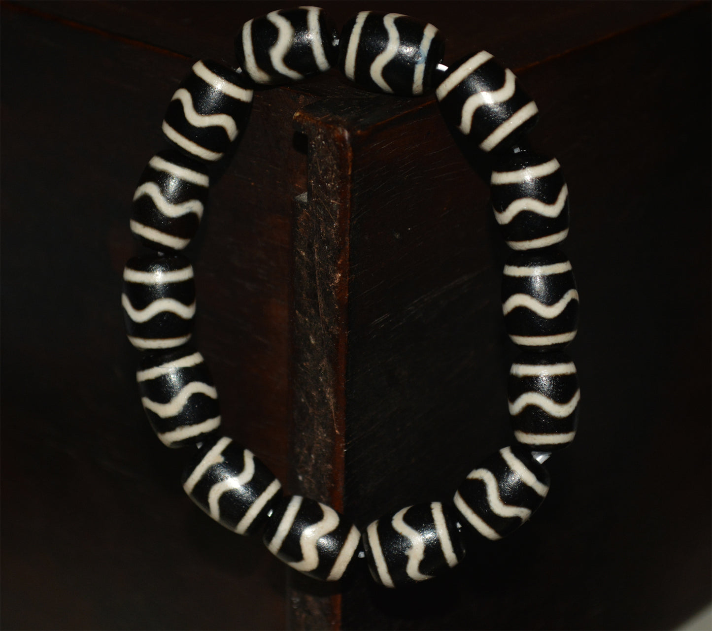 Real Tibetan Old Ancient Tiger Tooth Dzi Bead Bracelet Mala Amulet Water Wave Himalayas Pure Zigzag Gzi Talisman