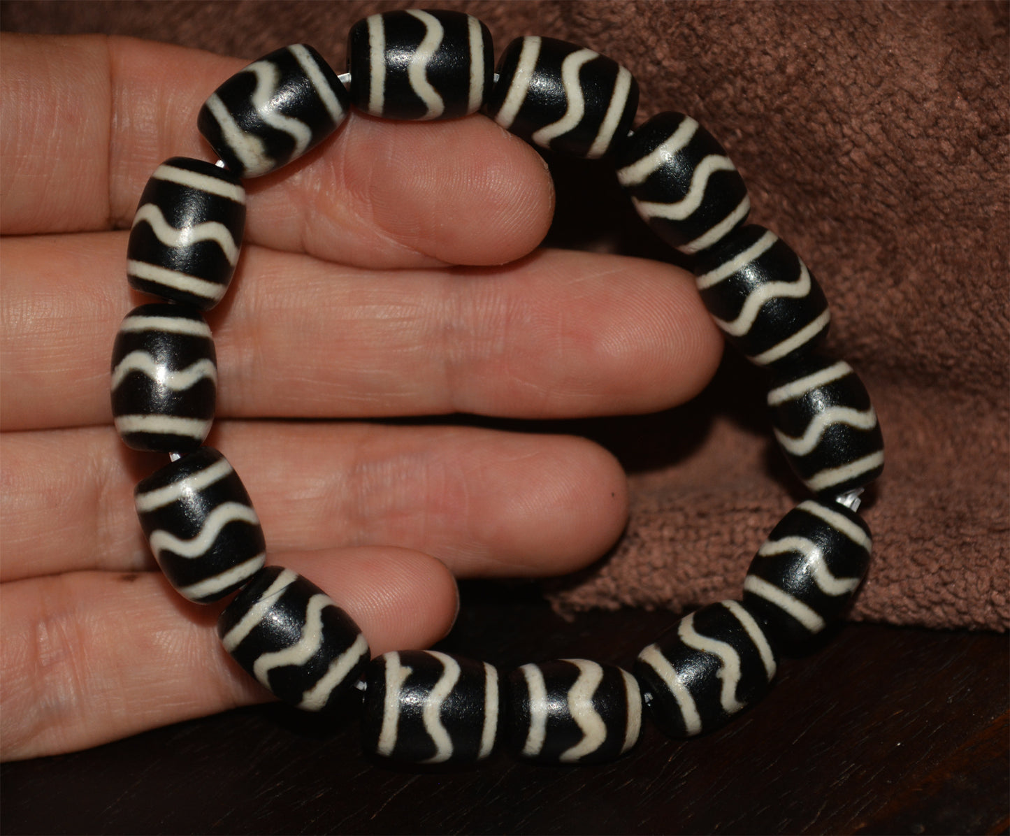 Real Tibetan Old Ancient Tiger Tooth Dzi Bead Bracelet Mala Amulet Water Wave Himalayas Pure Zigzag Gzi Talisman