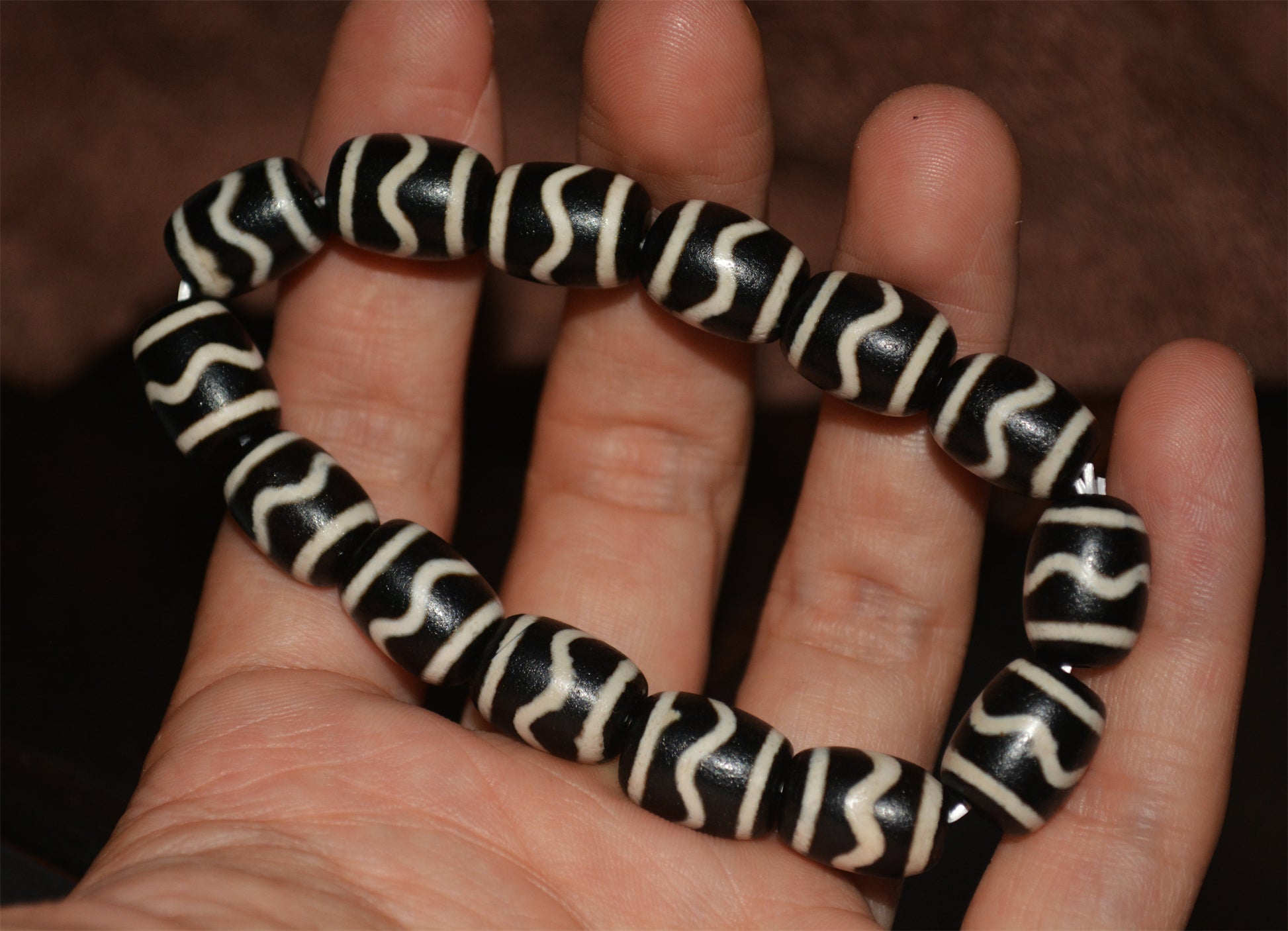 Real Tibetan Old Ancient Tiger Tooth Dzi Bead Bracelet Mala Amulet Water Wave Himalayas Pure Zigzag Gzi Talisman
