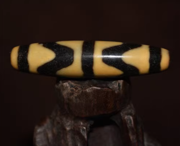 Real Tibetan Old Ancient Tiger Tooth Dzi Bead Talisman Amulet Himalayan Pendant Water Wave Agate Zigzag Antique Nepal Genuine Pure Gzi Bracelet