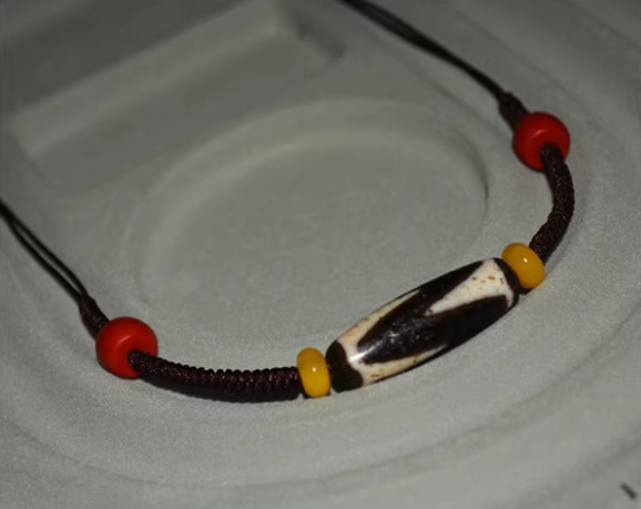 Real Tibetan Old Ancient Tiger Tooth Dzi Bead Water Wave Amulet Himalayan Pendant Agate Pure Genuine Gzi Talisman