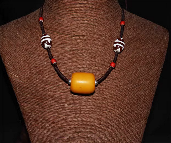 Real Tibetan Old Antique Baltic Egg Yolk Amber Necklace Pendant Amulet Zigzag Tiger Tooth Dzi Bead