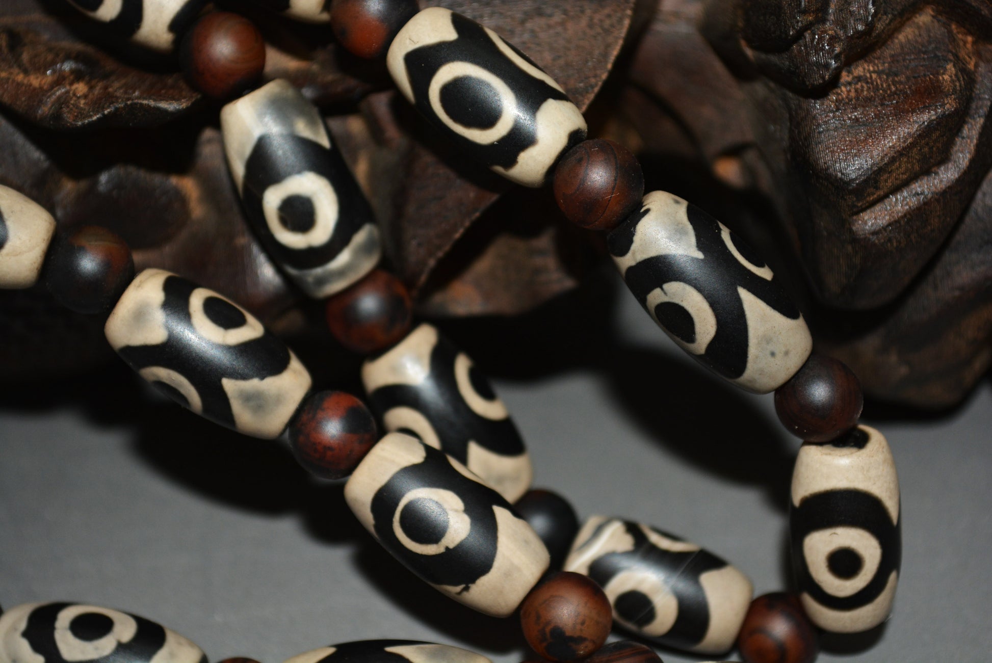 Real Tibetan Old Three Eyes Dzi Bead Bracelet Amulet Mala Prayer Beads Himalayas Agate Nine Gzi Tibet