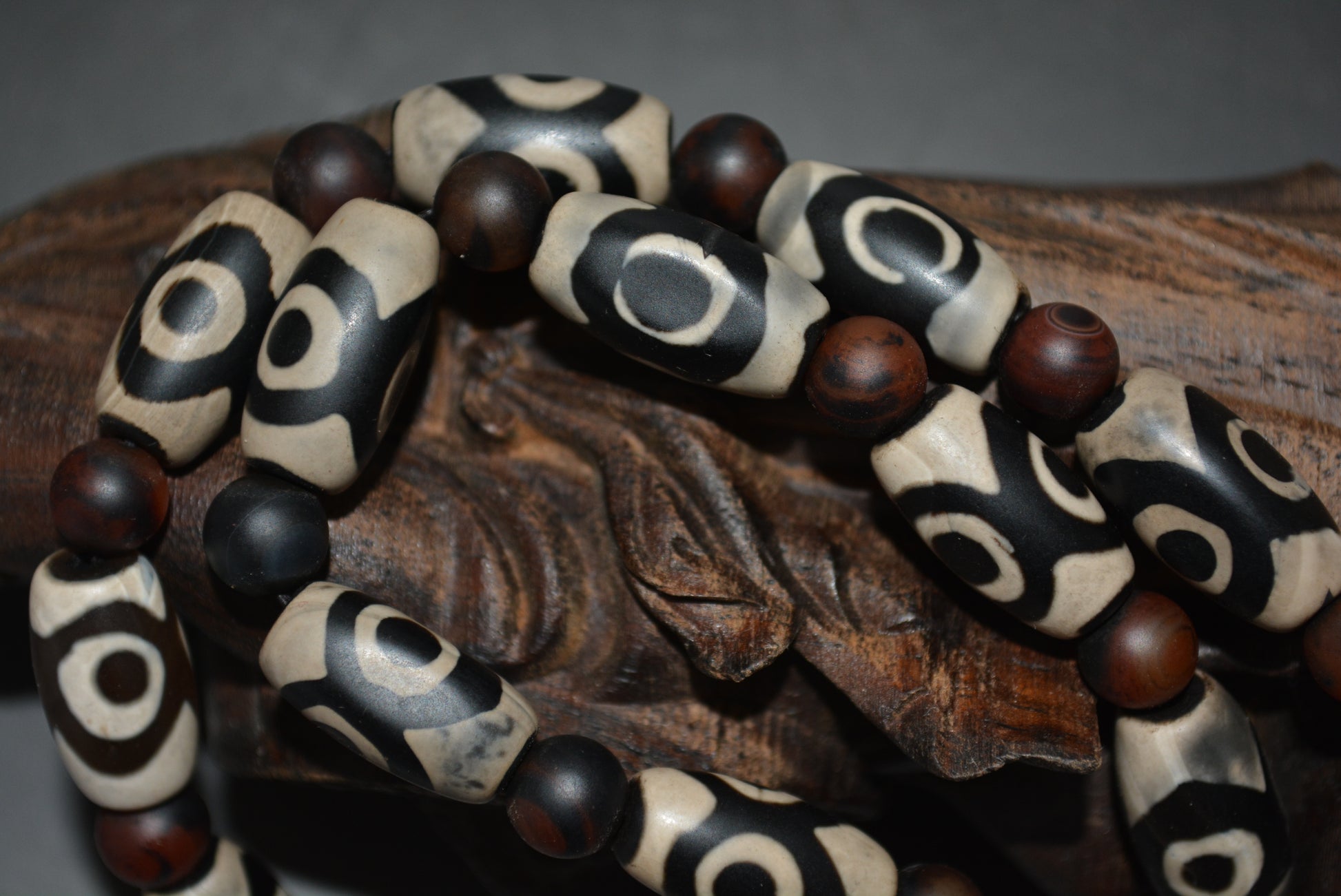 Real Tibetan Old Three Eyes Dzi Bead Bracelet Amulet Mala Prayer Beads Himalayas Agate Nine Gzi Tibet