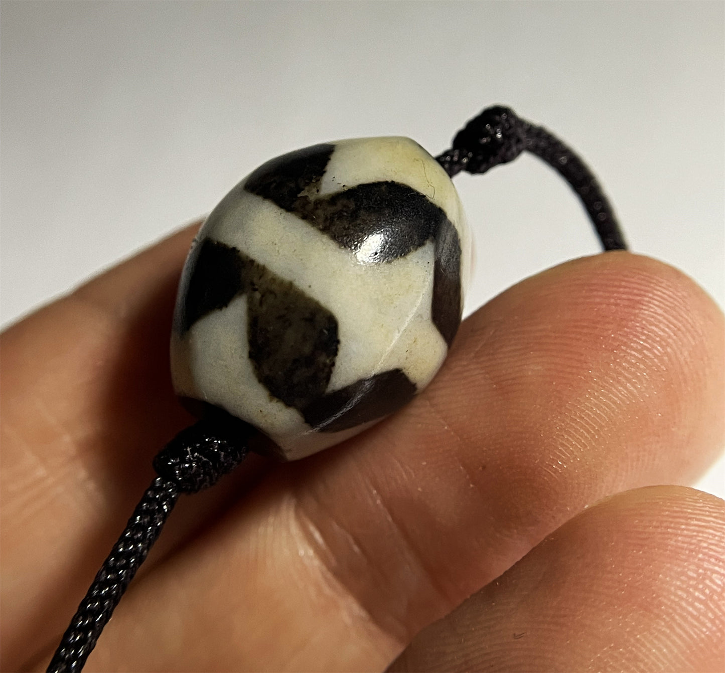 Real Tibetan Tiger Tooth Dzi Bead Amulet Himalayan Old Ancient Pendant Agate Pure Water Wave Zigzag Gzi Antique Talisman Bracelet