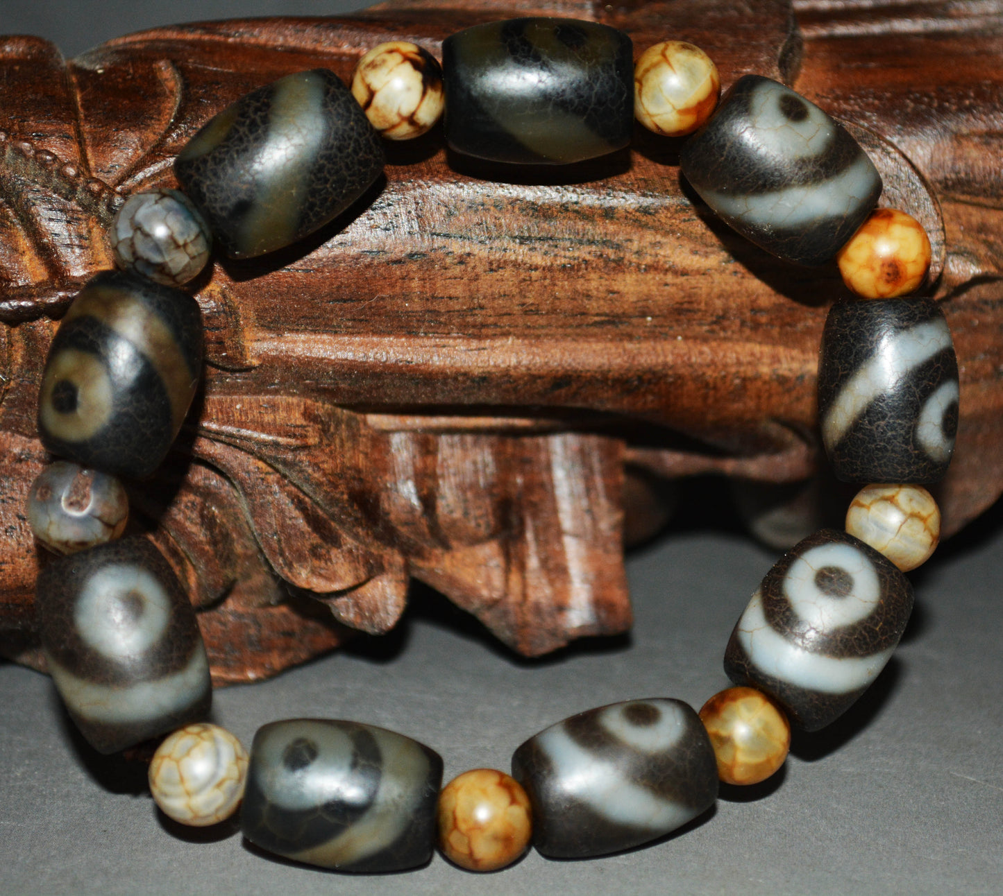 Real Himalayan Old Ancient Two Eyes Dzi Bead Bracelet Mala Amulet Tibet Agate Pure 2 Eyed Gzi Talisman