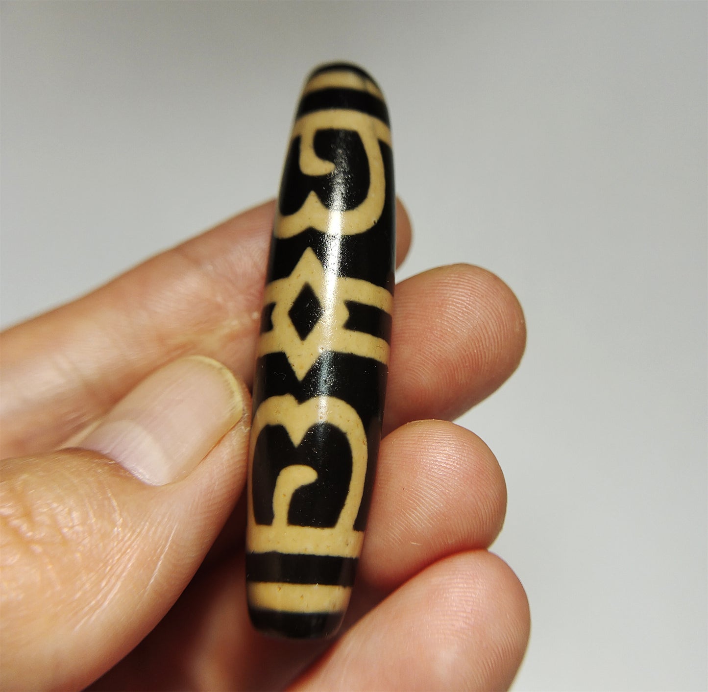Real tibetan Guru Rinpoche Padmasambhava dzi bead amulet genuine old ancient himalaya agate special hat gzi pure pendant talisman bracelet (3)