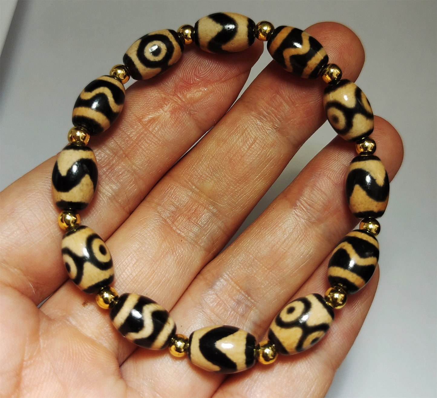 Real tibetan pure three eyes dzi bead bracelet amulet genuine old ancient himalaya agate tiger tooth water wave zigzag mala gzi pendant talisman