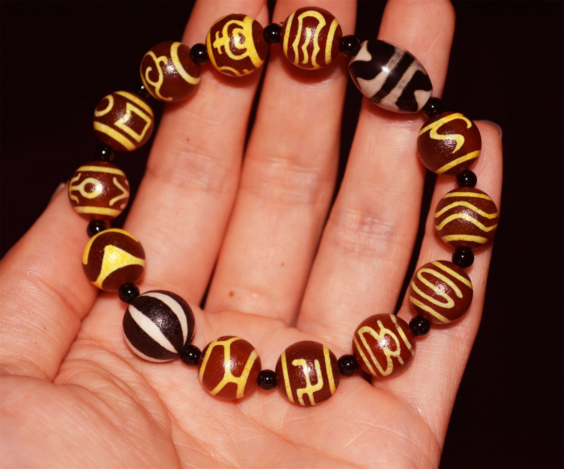 Real tibetan pure tiger tooth dzi bead amulet genuine old ancient himalaya agate garuda bird water wave green tara sakor namkor ruyi nectar bottle god of wealth gzi pendant talisman bracelet