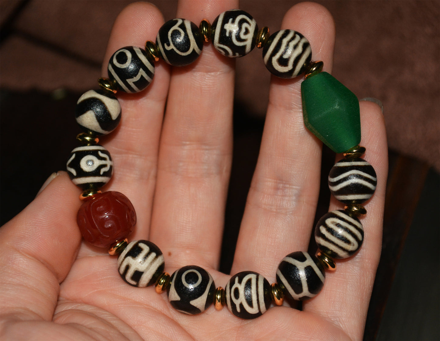 Real tibetan pure tiger tooth three eyes dzi bead amulet genuine old ancient himalaya agate garuda bird water wave green tara sakor namkor ruyi nectar bottle god of wealth gzi pendant talisman bracelet