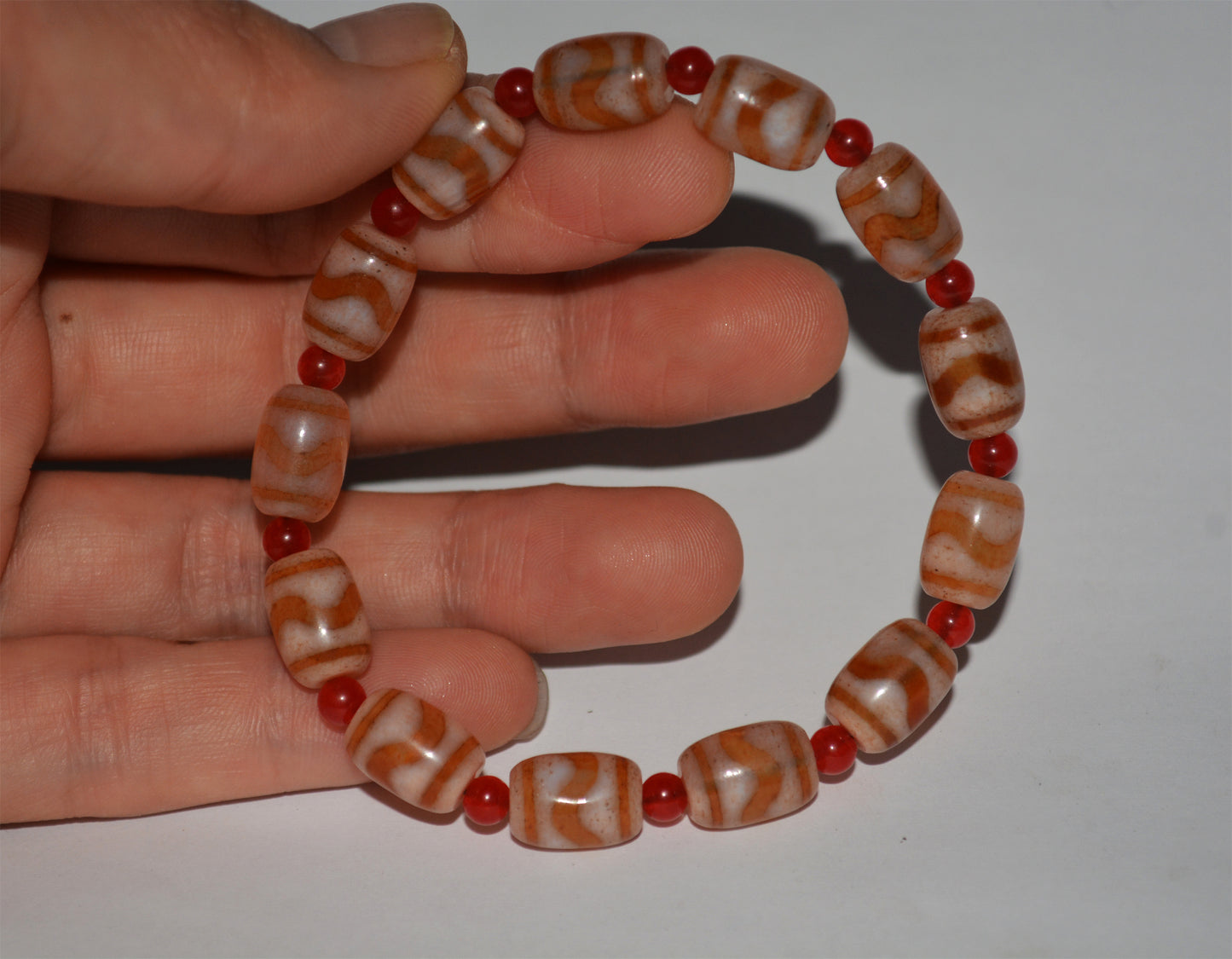 Real Tibetan Ancient Water Wave Tiger Tooth Dzi Bead Bracelet Amulet Mala Himalaya Agate Gzi Tibet Mala Prayer Beads Genuine