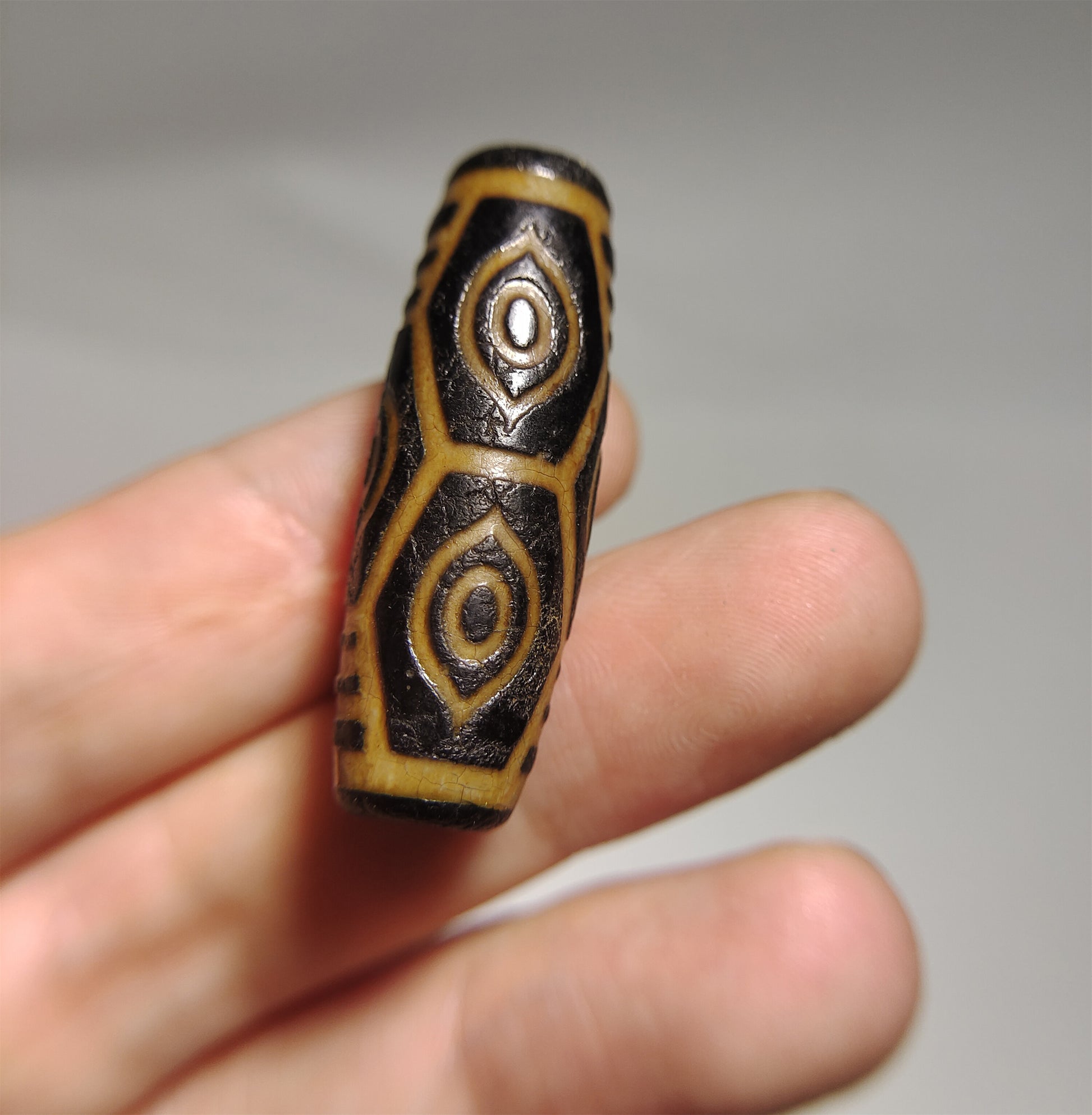 real ancient tibetan six eyed dragon dzi bead amulet pendant genuine old antique himalaya agate pure gzi talisman
