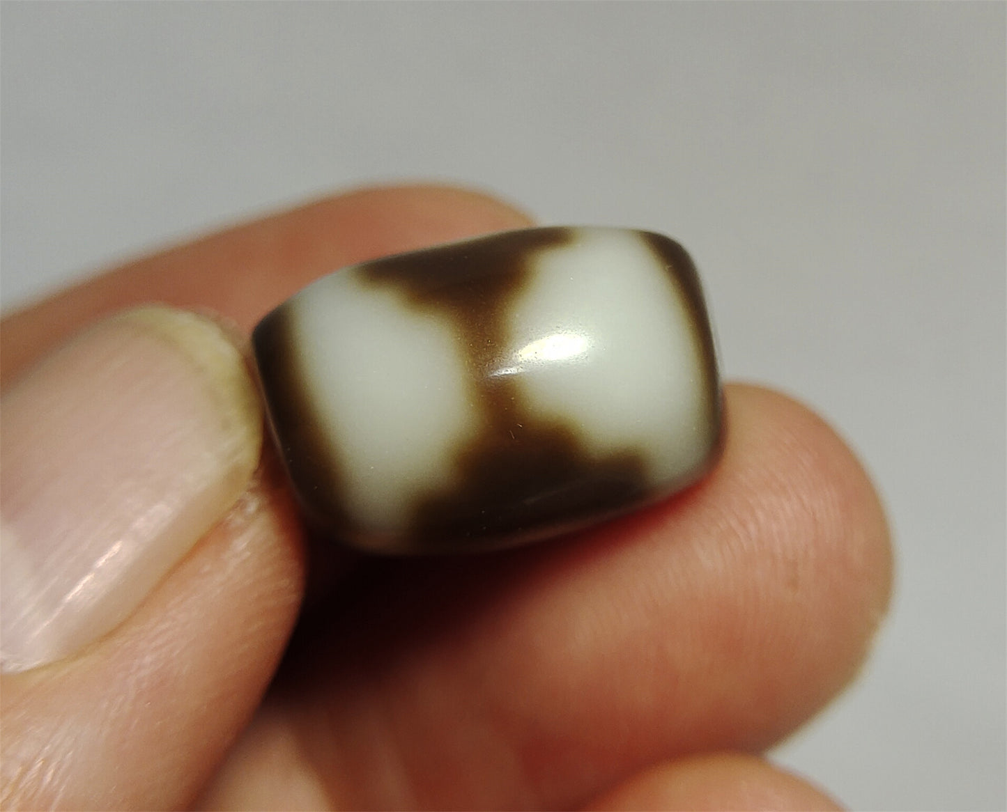 real ancient tibetan two eyed dzi bead amulet pendant genuine old antique himalaya agate pure 2 eyes gzi talisman