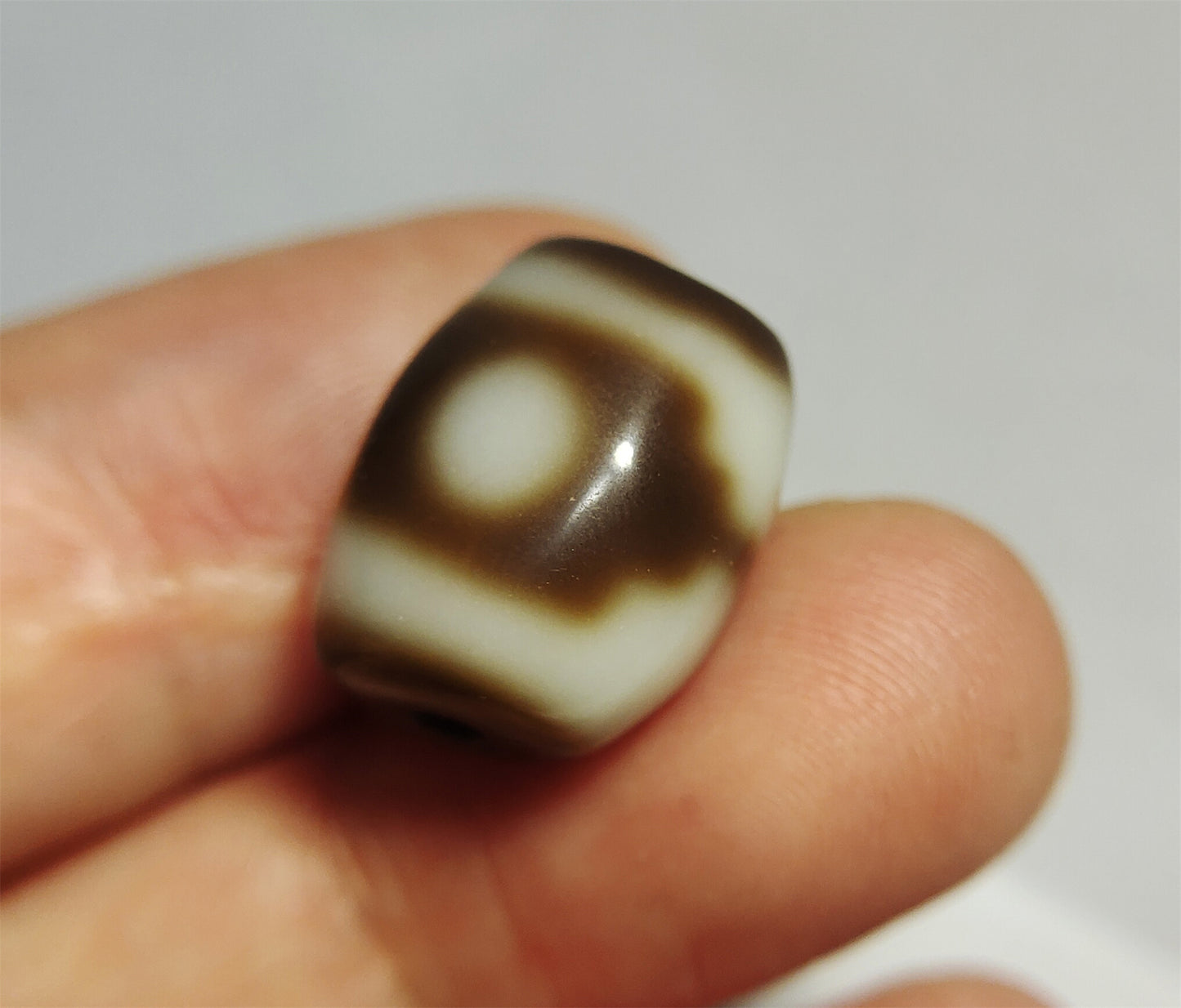 real ancient tibetan two eyed dzi bead amulet pendant genuine old antique himalaya agate pure 2 eyes gzi talisman