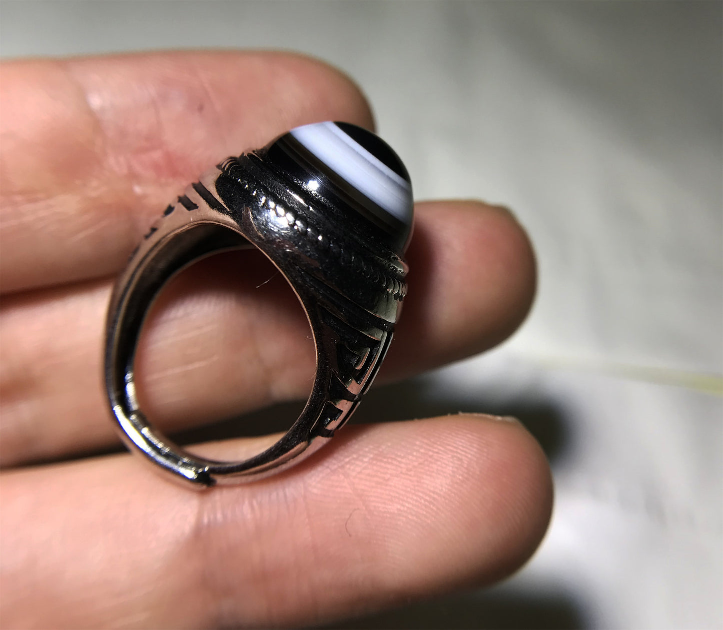 real himalaya antique lukmik eye dzi bead ring amulet genuine old luk mik banded agate one natural tibetan pyu gzi talisman